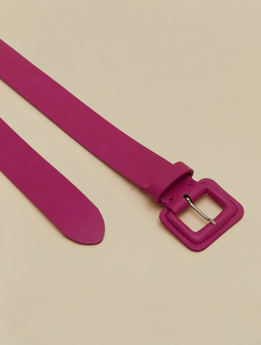 "Marina Rinaldi Women's Fuchsia Leather Belt – Stylish & Elegant Accessory"