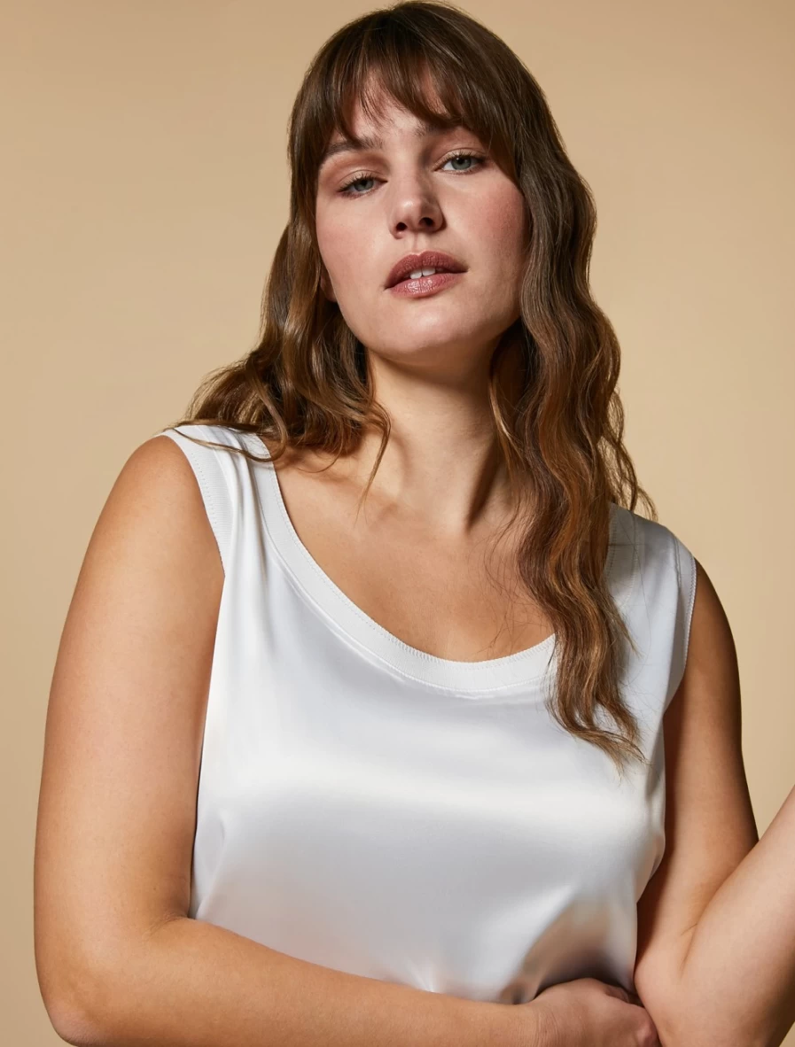 "Marina Rinaldi Women's White Crepe & Satin Jersey Top – Elegant Blouse"
